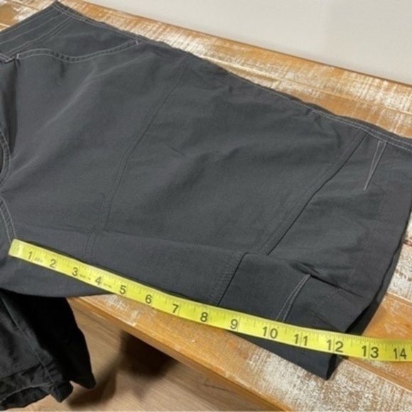 Kuhl Shorts Mens 38 Grey Hiking Outdoors Nylon Flex Fishing Stealth Relaxed - Picture 15 of 16